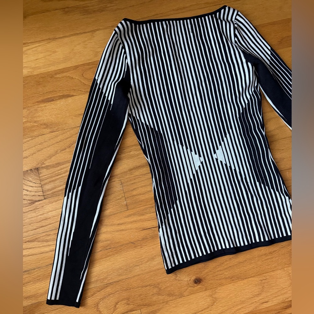 Clover Canyon Black & White Vertical Stripe Long-Sleeve Top - Picture 12 of 15